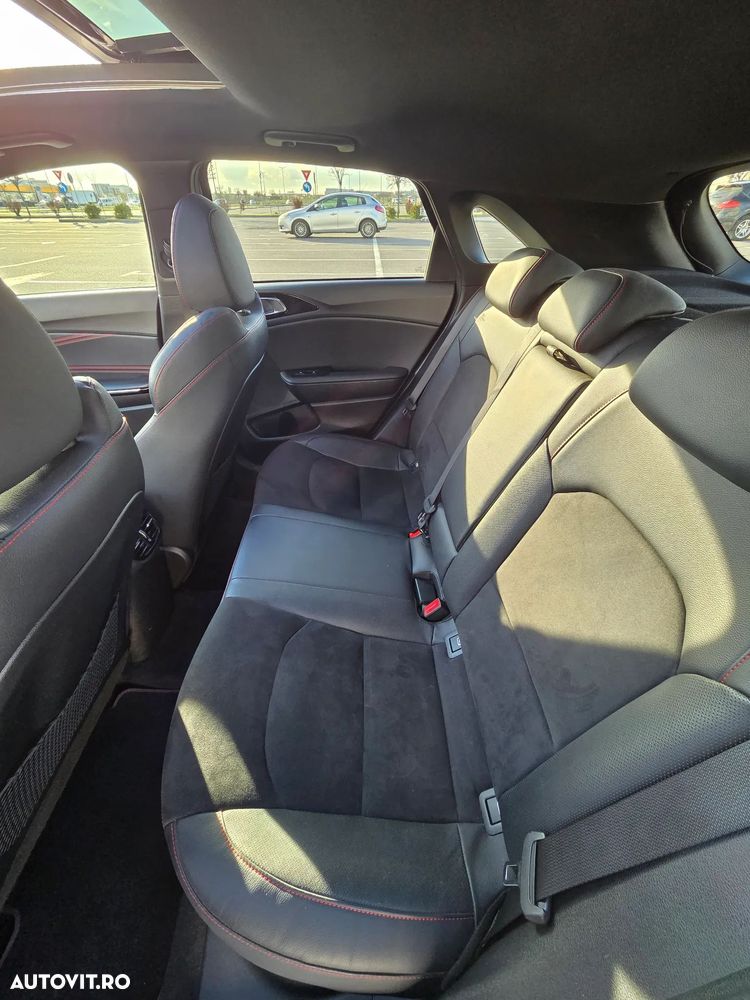 Kia Ceed 1.6 T-GDI DCT7 OPF GT - 18