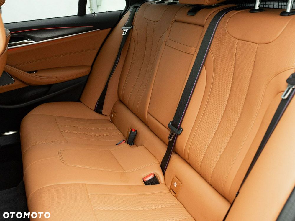 BMW Seria 5 - 22