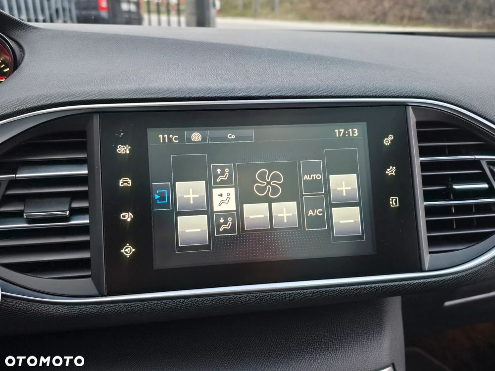 Peugeot 308 1.6 THP Active - 31