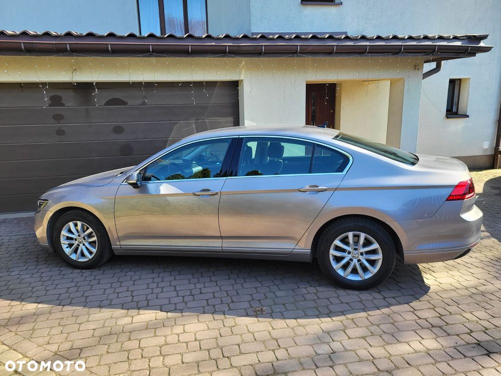 Volkswagen Passat 2.0 TDI EVO Business - 4