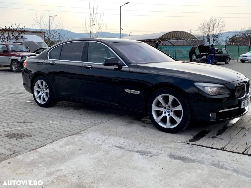 BMW Seria 7 740d xDrive Aut. - 14