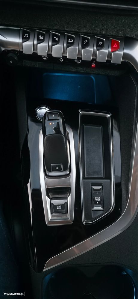 Peugeot 5008 PureTech 130 EAT8 Stop & Start Allure Pack - 22