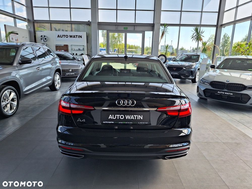 Audi A4 Limousine - 8