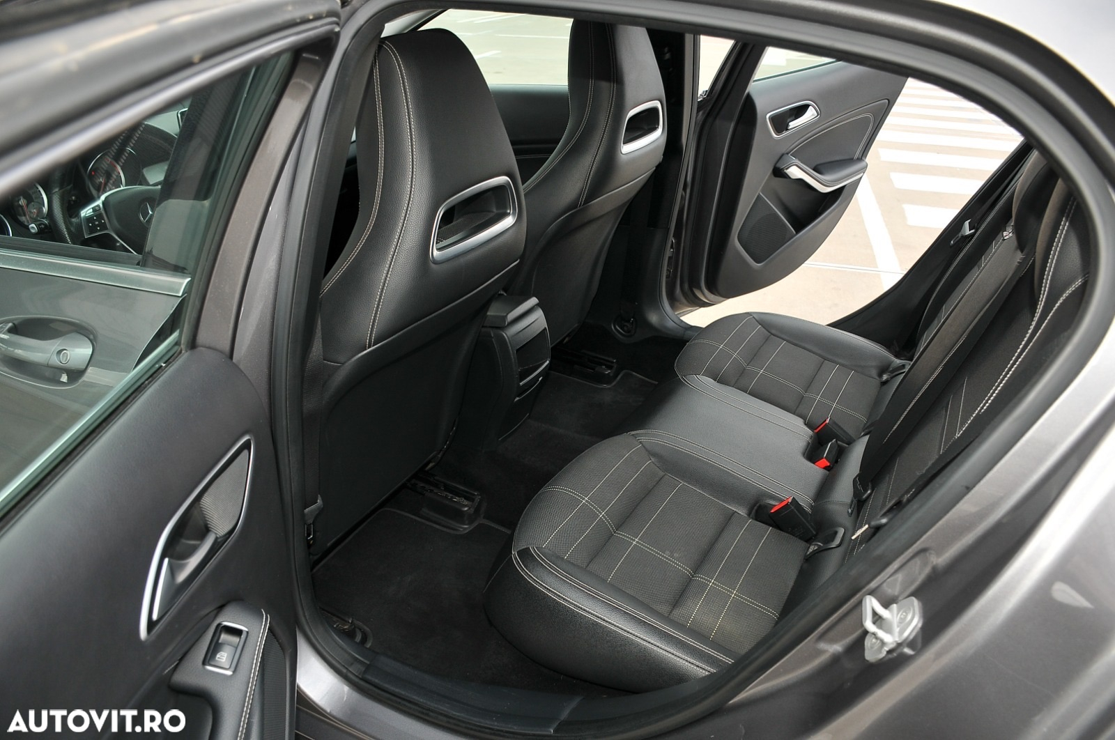 Mercedes-Benz GLA 200 (CDI) d 7G-DCT AMG Line - 14