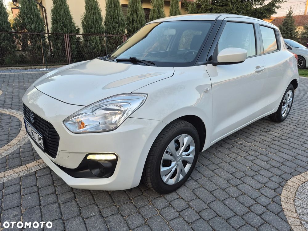 Suzuki Swift - 1