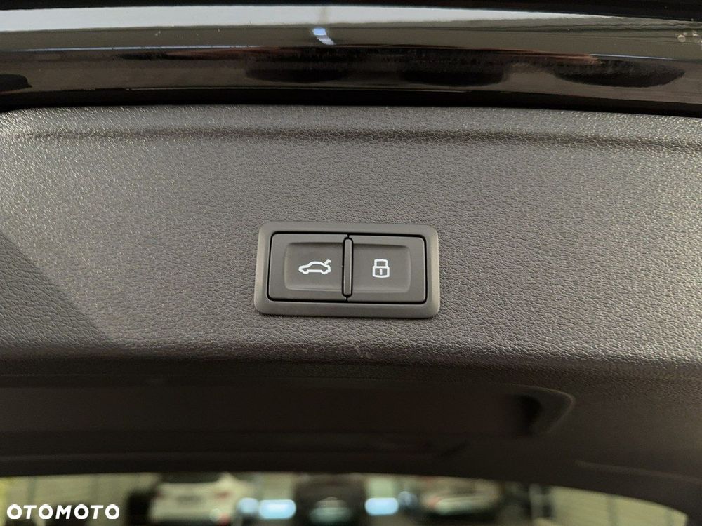 Audi A4 Avant - 16