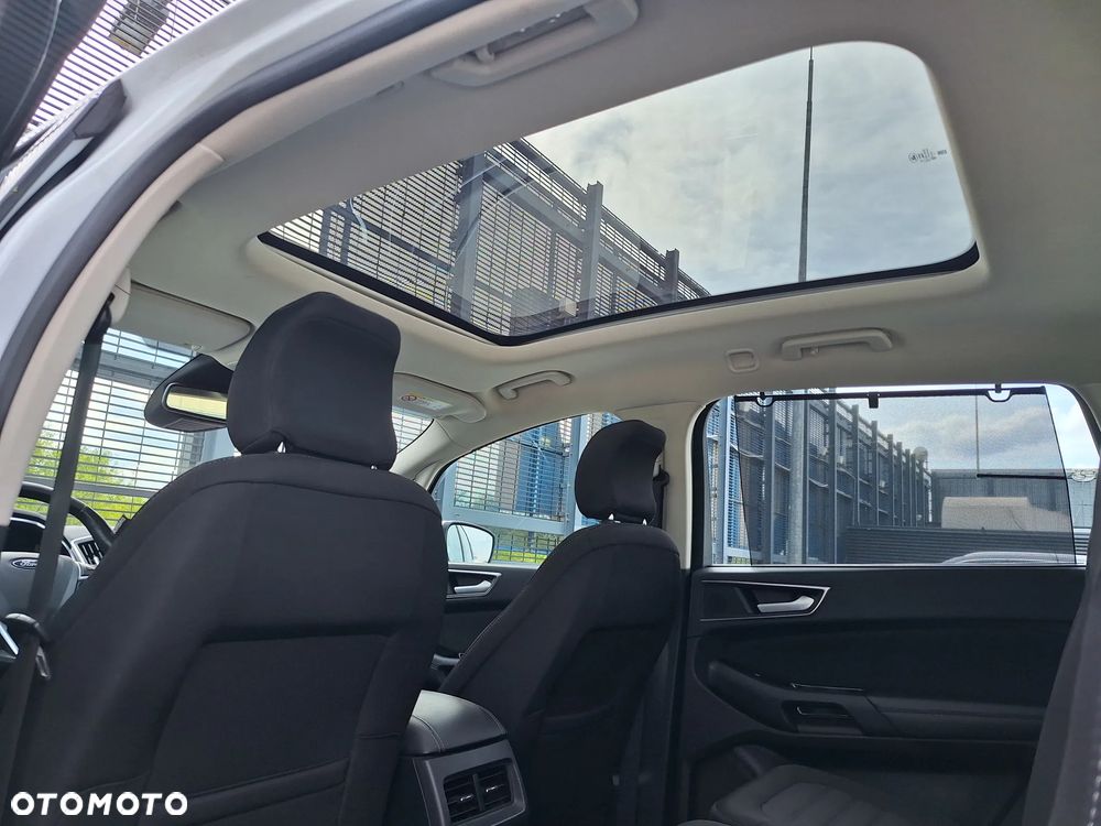 Ford S-Max 2.0 EcoBlue Titanium - 23