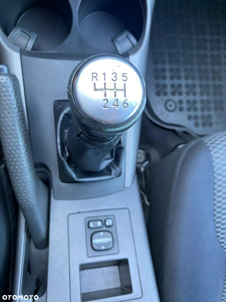 Toyota RAV4 - 12