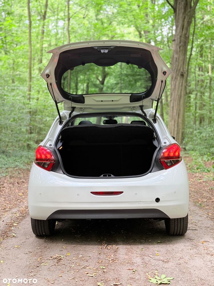 Peugeot 208 PureTech 110 Stop & Start Allure - 14