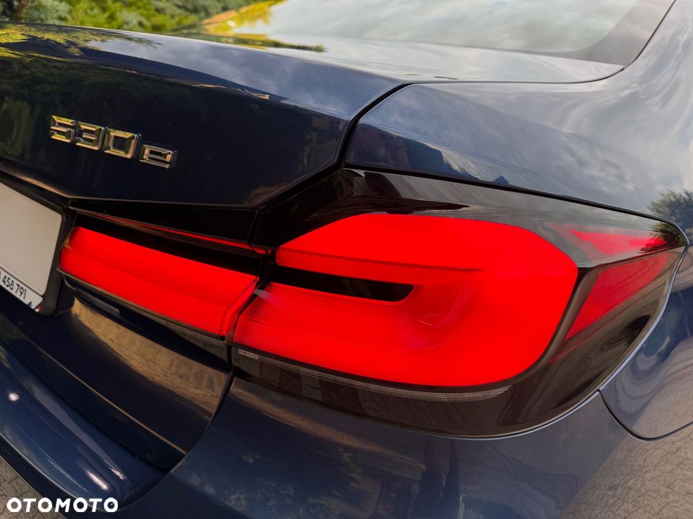 BMW Seria 5 530e M Sport sport - 17