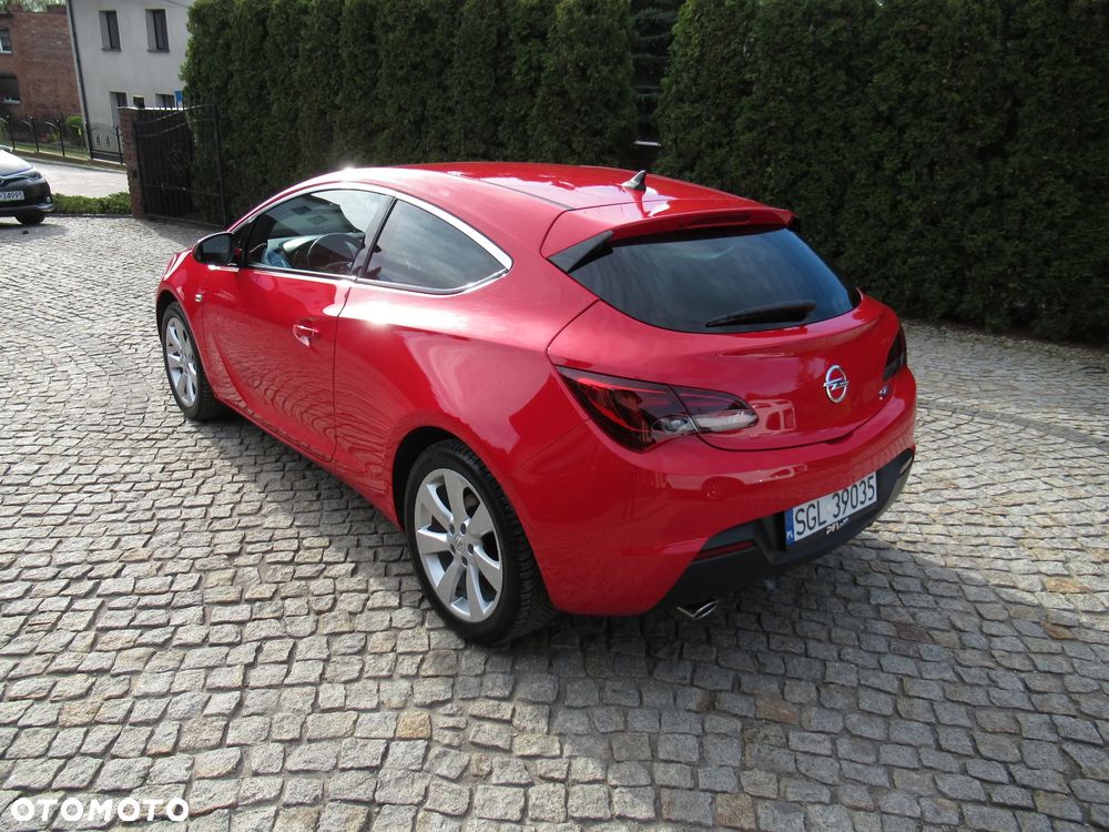 Opel Astra 1.4 Turbo - 4