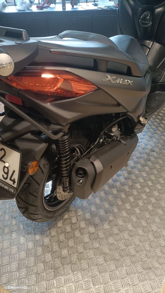 Yamaha X-Max - 7