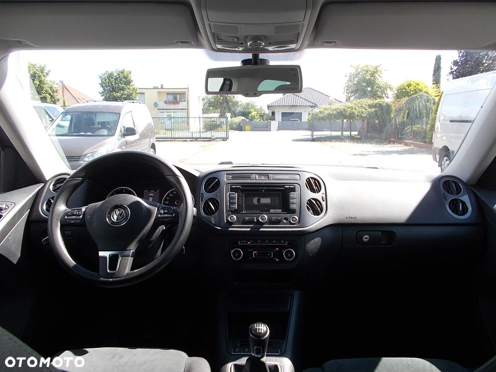 Volkswagen Tiguan - 11