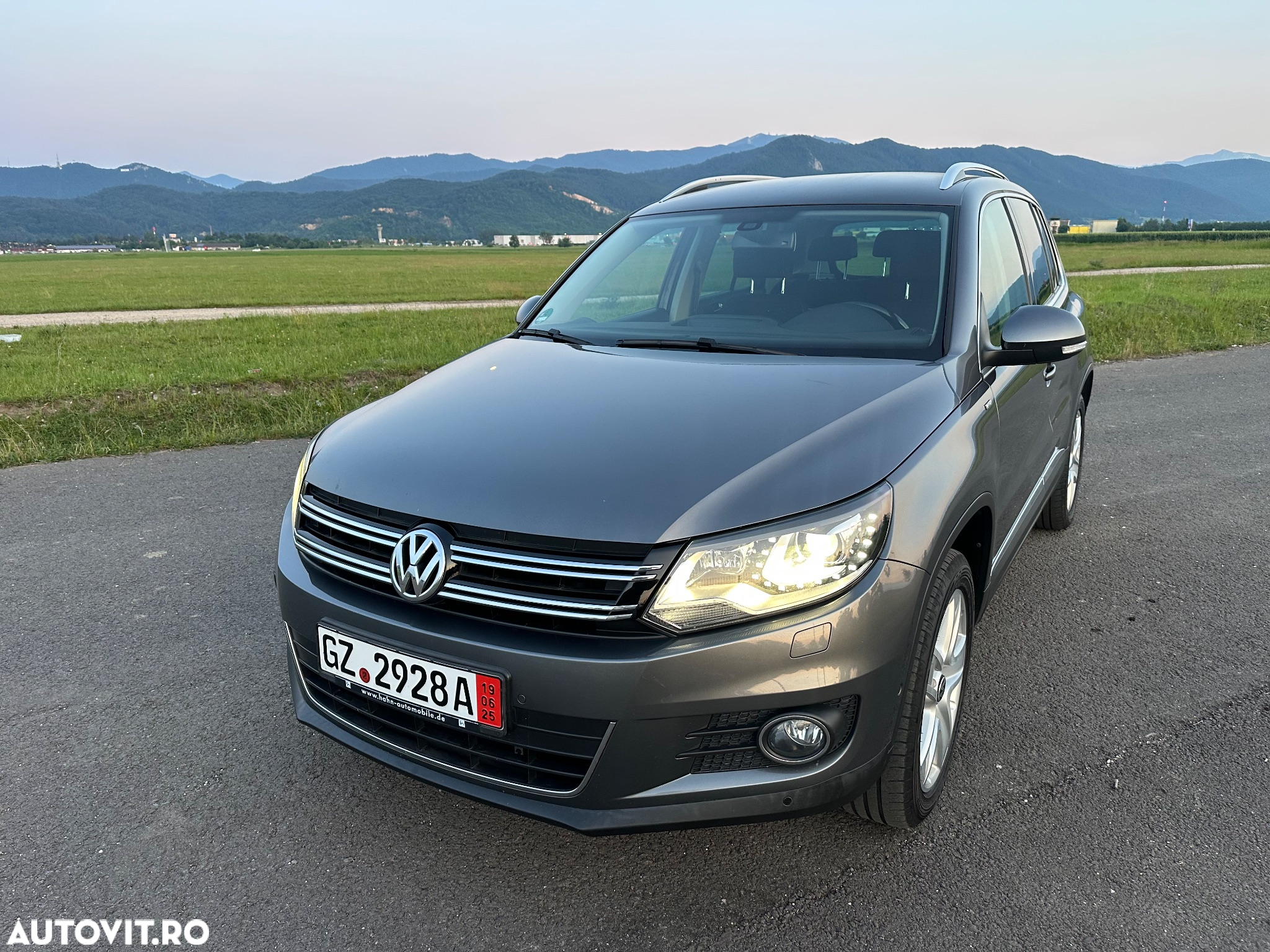 Volkswagen Tiguan 2.0 TDI DPF 4Motion DSG Cup Sport & Style - 12