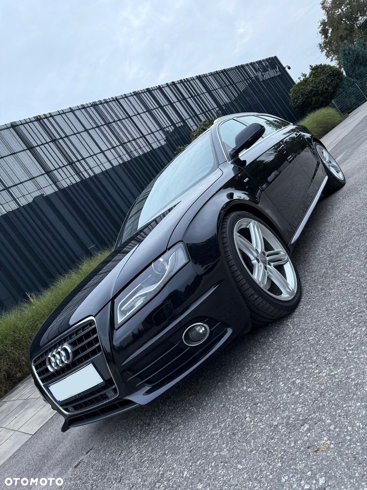 Audi A4 - 1