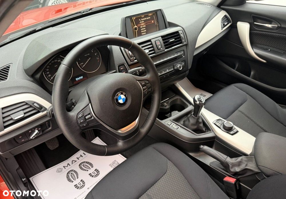 BMW Seria 1 116i - 22
