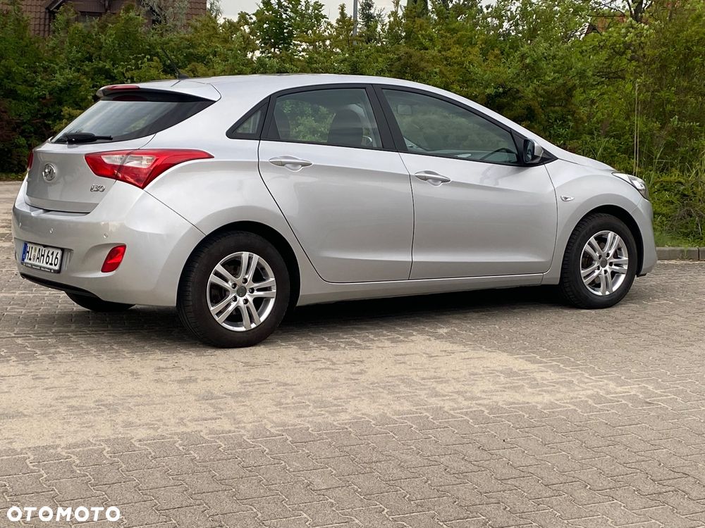 Hyundai i30 1.4 Advantage - 8