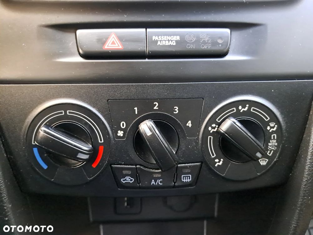 Suzuki Vitara 1.6 Comfort 2WD - 15