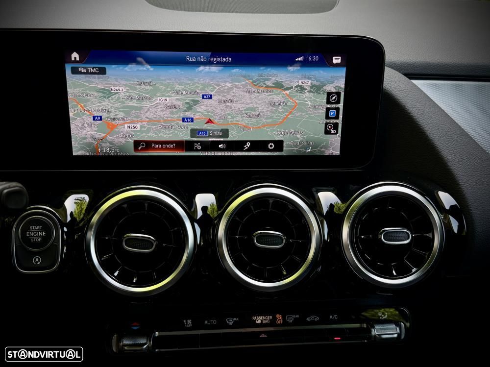 Mercedes-Benz GLA 180 7G-DCT - 10