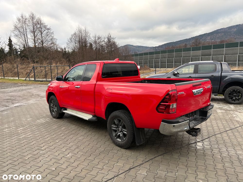 Toyota Hilux 4x4 Extra Cab Comfort - 6