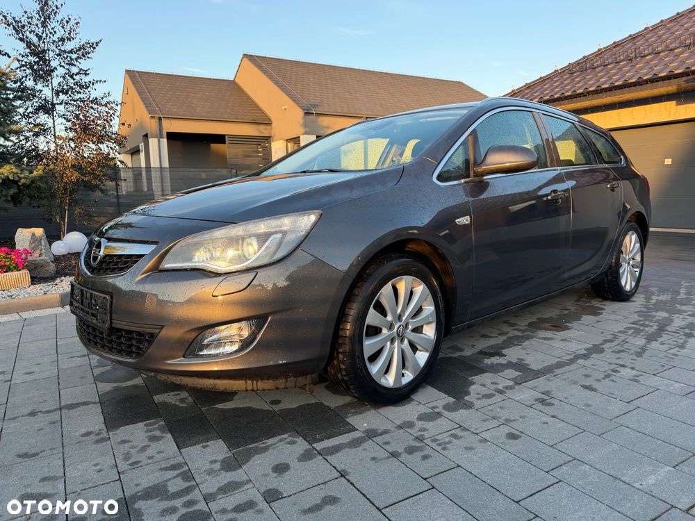 Opel Astra 1.4 T Cosmo - 2