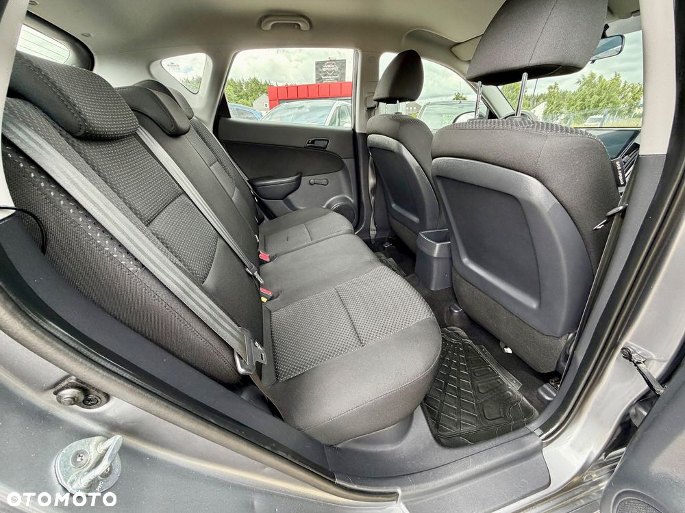 Hyundai i30 1.4 Comfort - 11