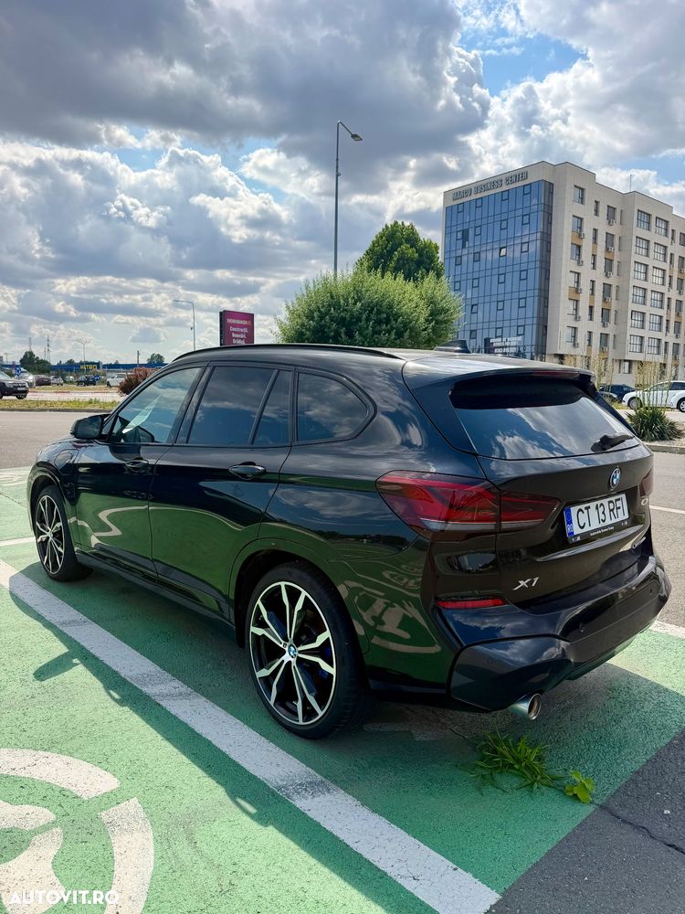 BMW X1 2022 — imagine 4