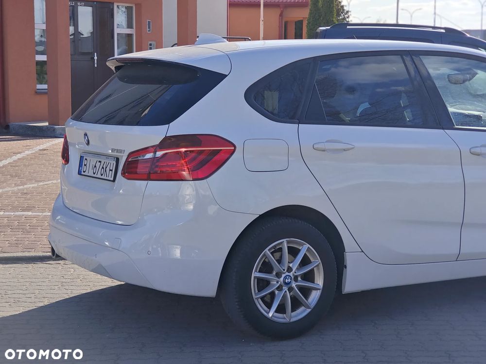 BMW Seria 2 218i - 9