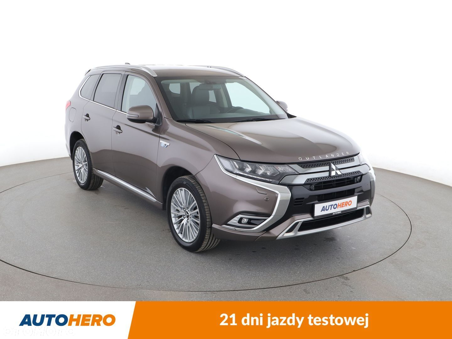 Mitsubishi Outlander - 8