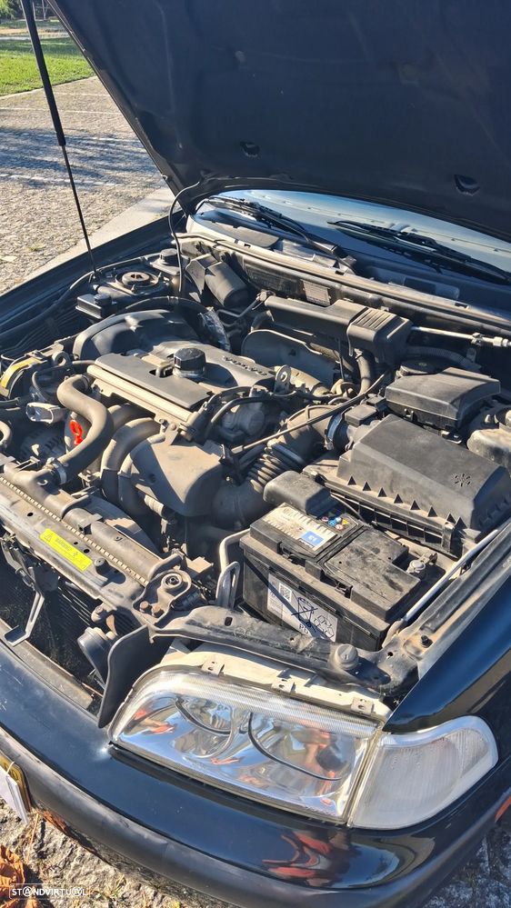 Volvo S40 1.6 - 34