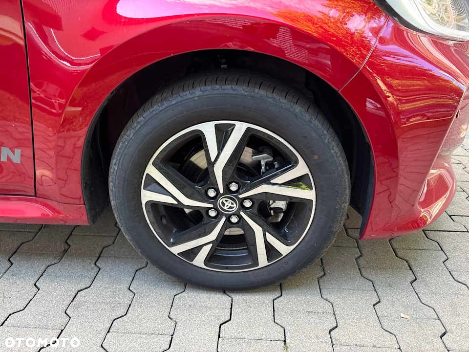 Toyota Yaris - 10