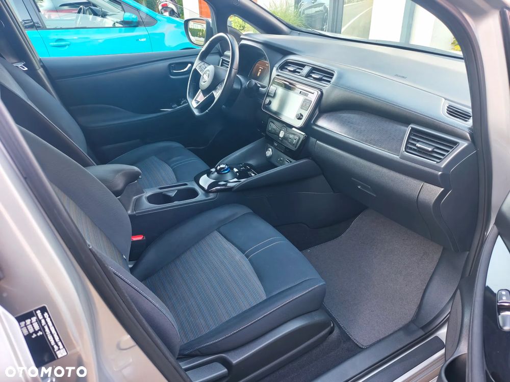 Nissan Leaf 40 kWh Acenta - 8