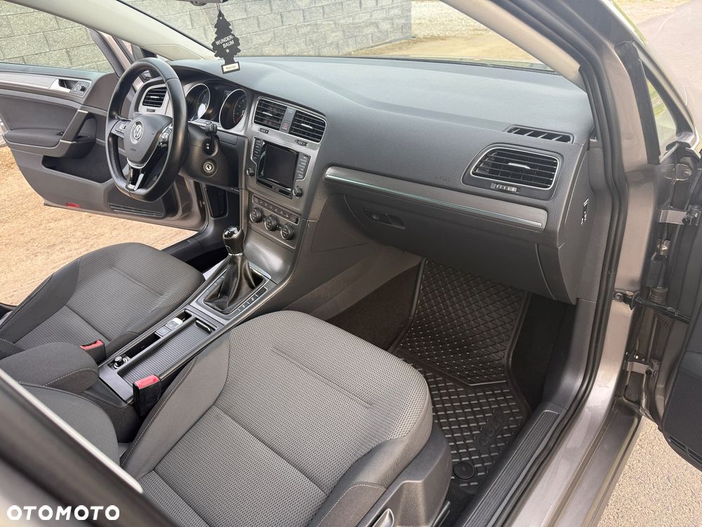 Volkswagen Golf 1.6 TDI 4Motion BlueMotion Technology Comfortline - 14