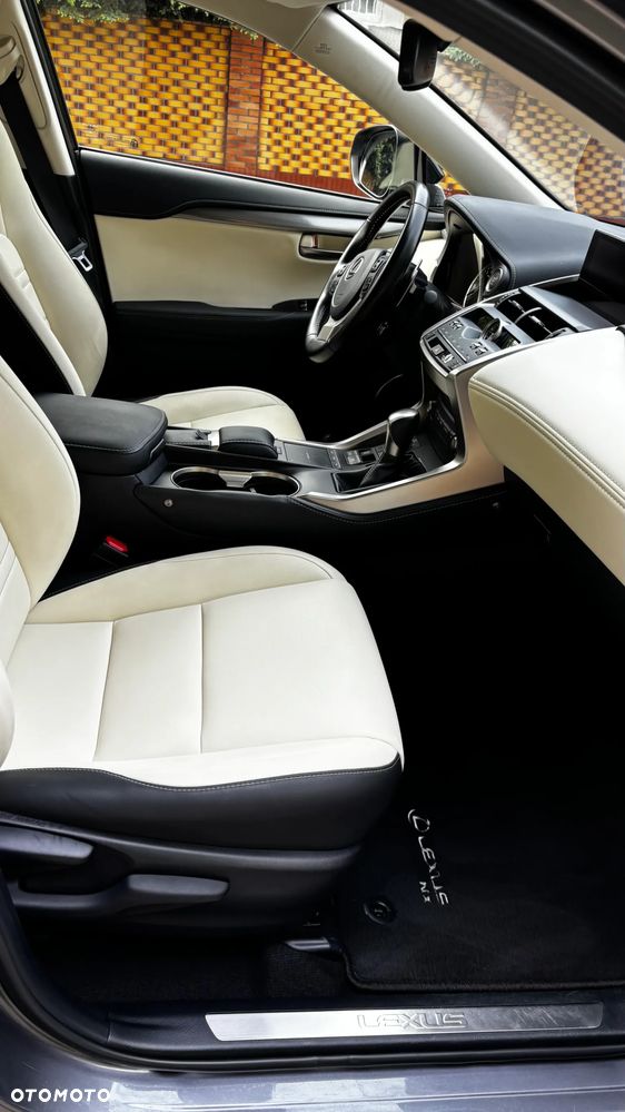 Lexus NX 300 Prestige AWD - 13