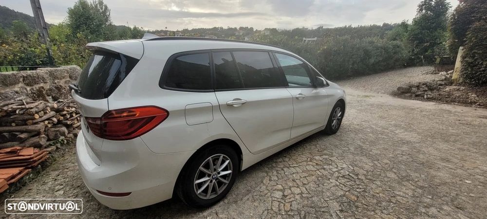 BMW 216 Gran Tourer - 4
