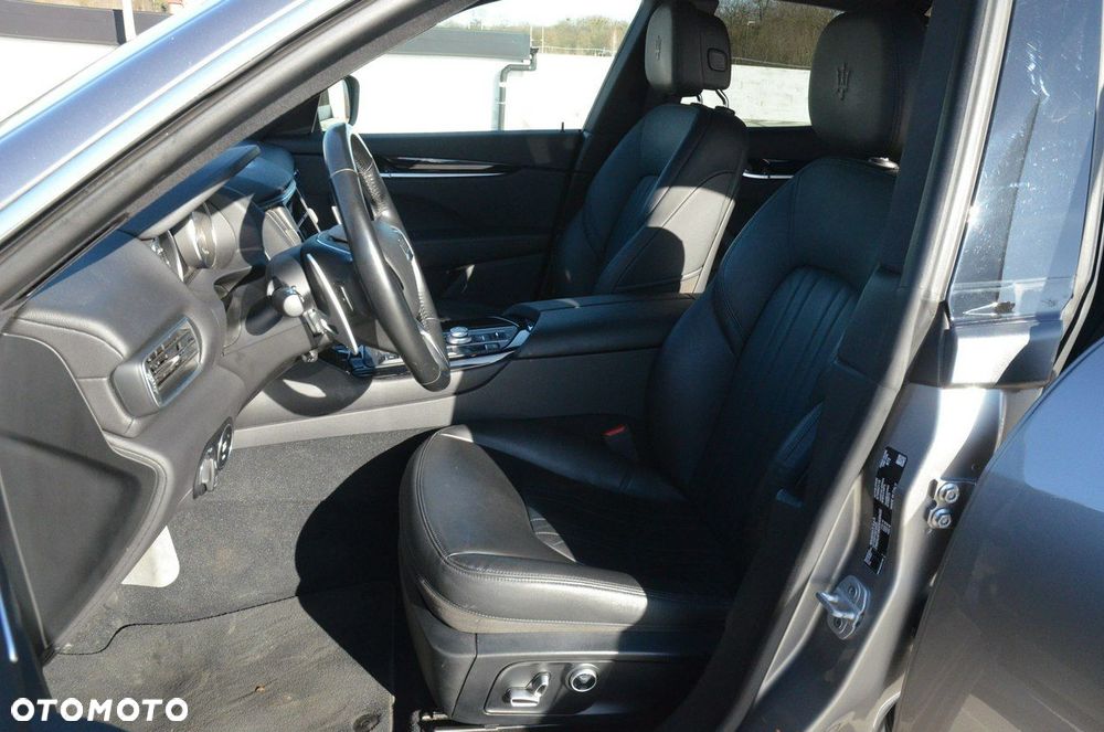 Maserati Levante MHEV Executive - 26