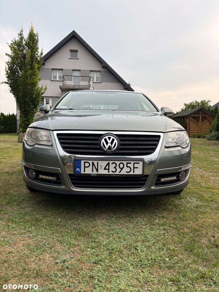 Volkswagen Passat 2.0 FSI Comfortline - 3