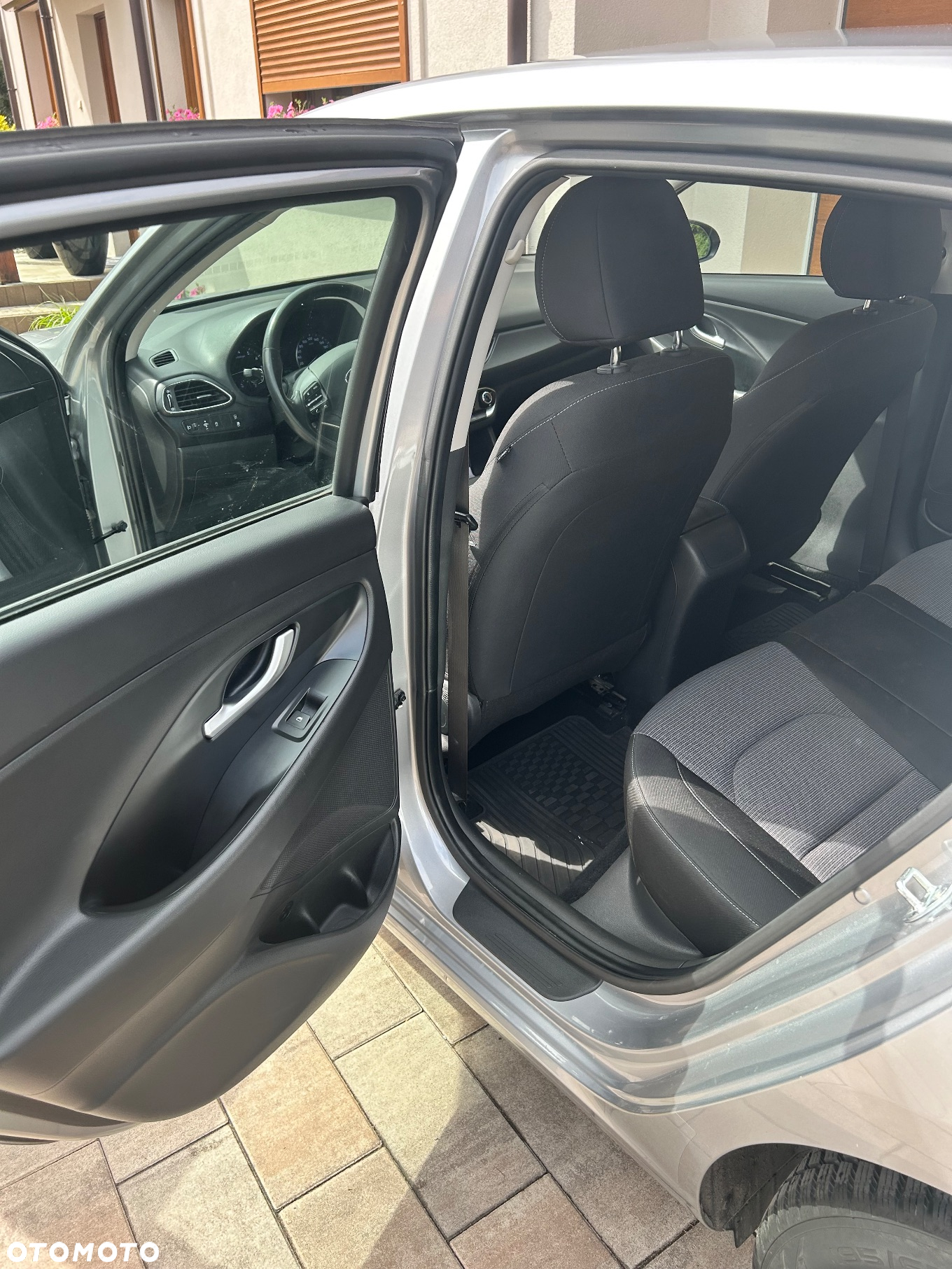 Hyundai i30 1.5 DPI Classic + - 10