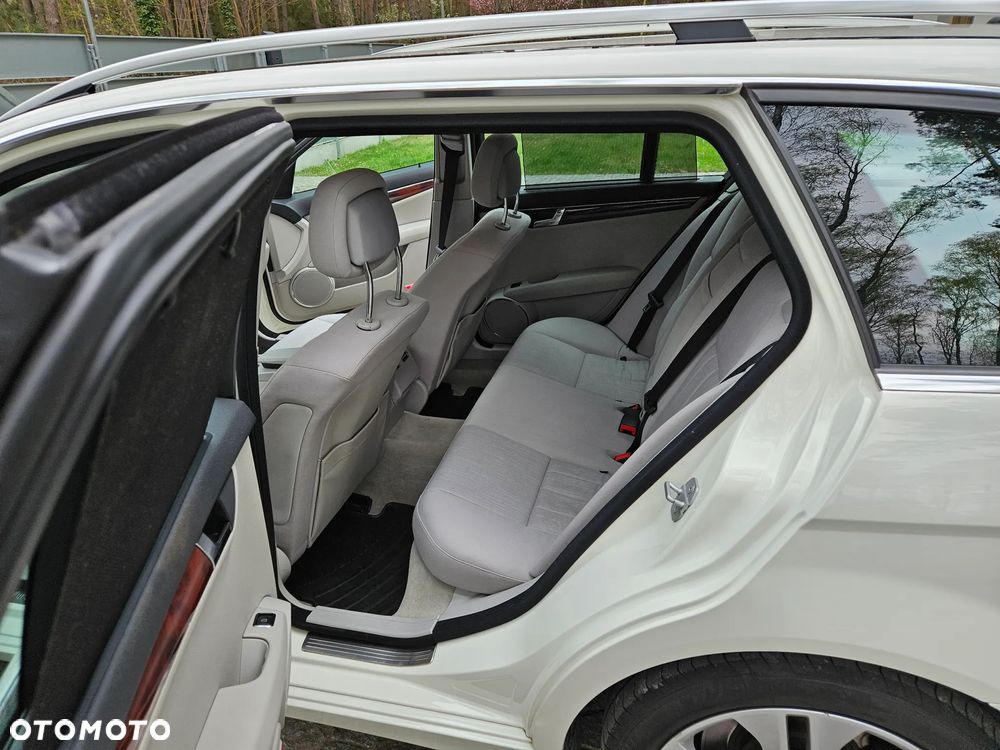 Mercedes-Benz Klasa C 200 Kompressor Elegance - 11