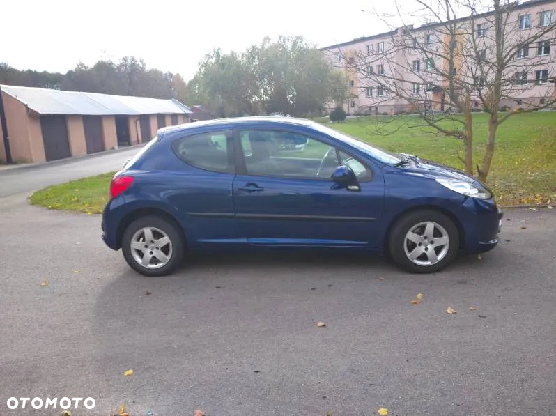 Peugeot 207 1.4 16V Trendy - 3