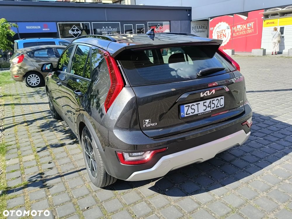 Kia Niro 1.6 GDI Hybrid M - 4