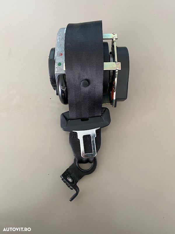 Centura dreapta spate Volvo XC90 2016-2023 39825739