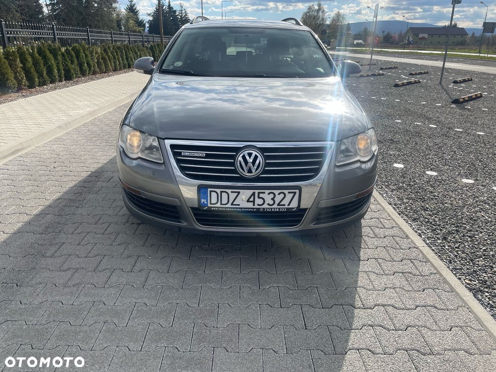 Volkswagen Passat 1.9 TDI DPF BlueMotion - 3