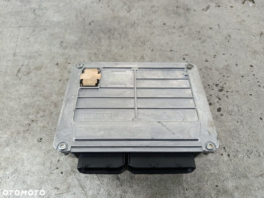 KOMPUTER, STEROWNIK VW PASSAT B5 FL 3B0906018F  5WP40035 SIEMENS 1.6 8V - 3