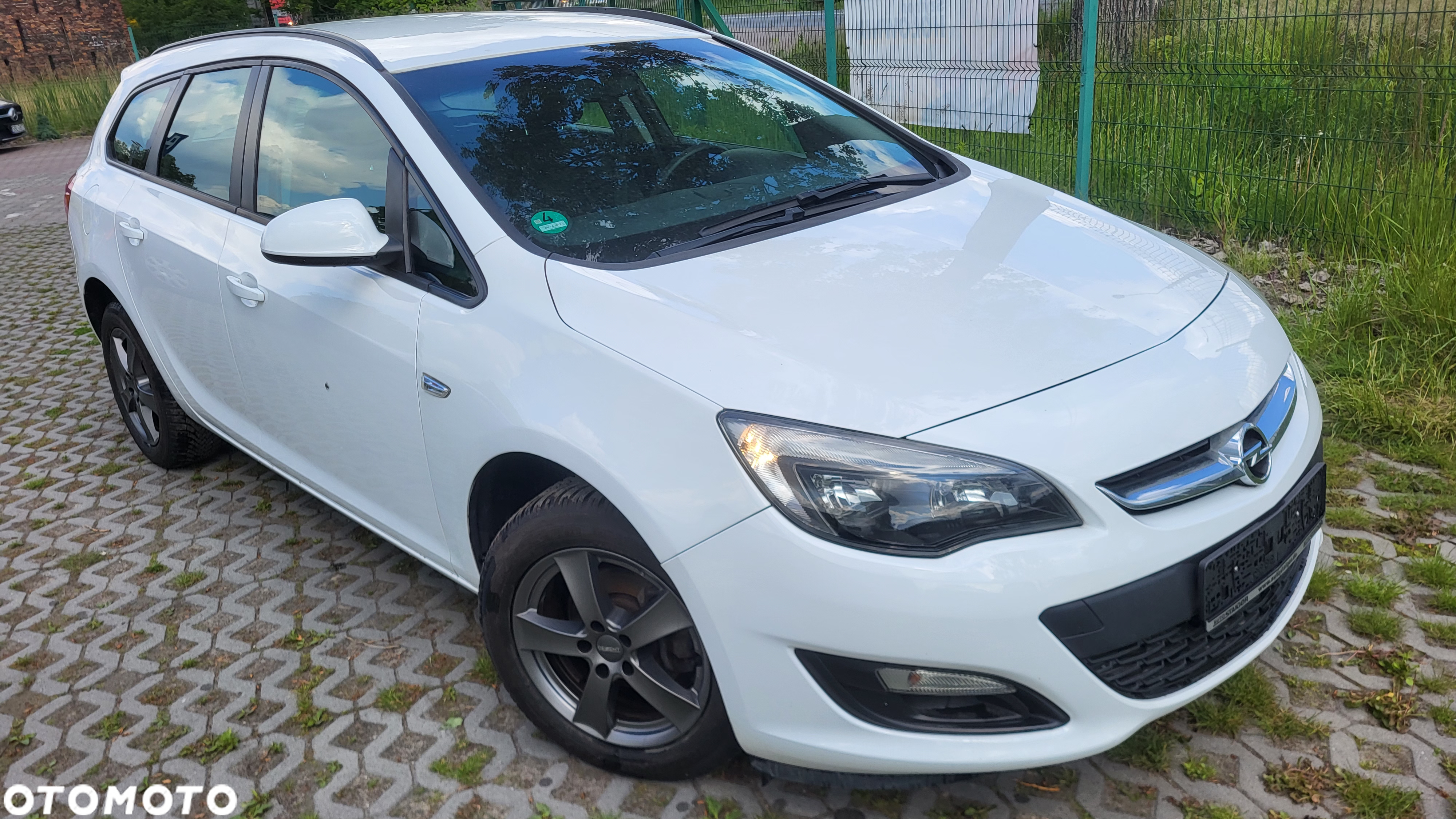 Opel Astra - 2