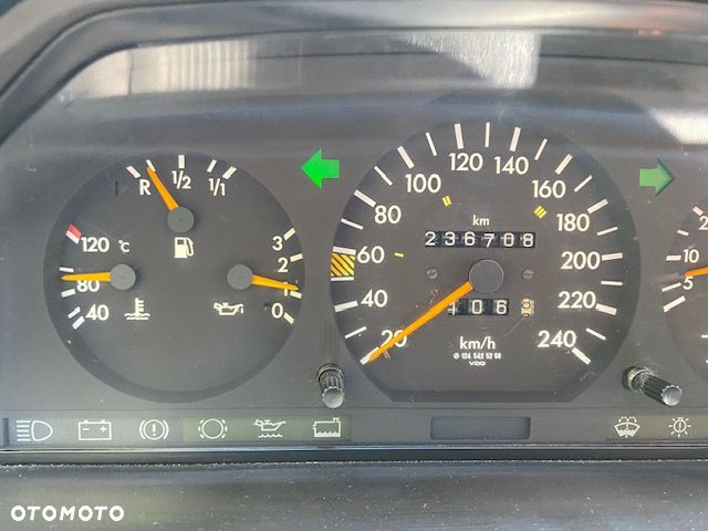 Mercedes-Benz W124 (1984-1993) - 20