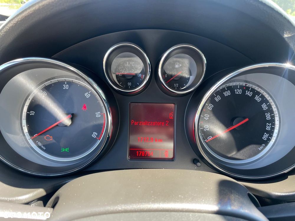 Opel Insignia 2.0 CDTI Edition - 16