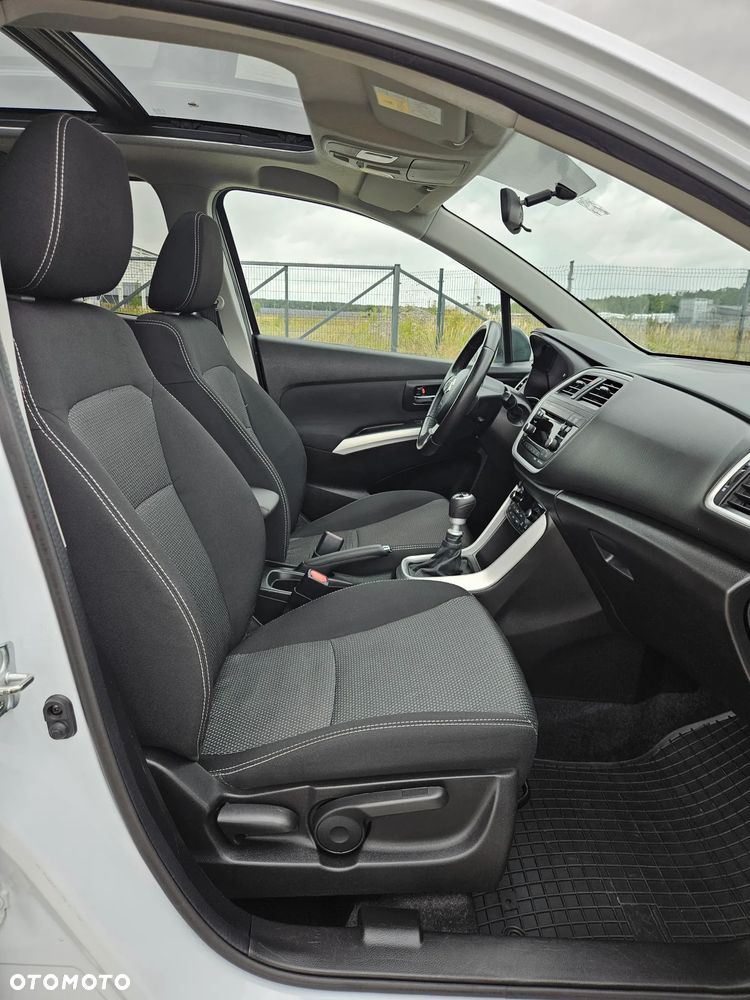 Suzuki SX4 S-Cross 1.6 DDiS Premium Plus 4WD - 16