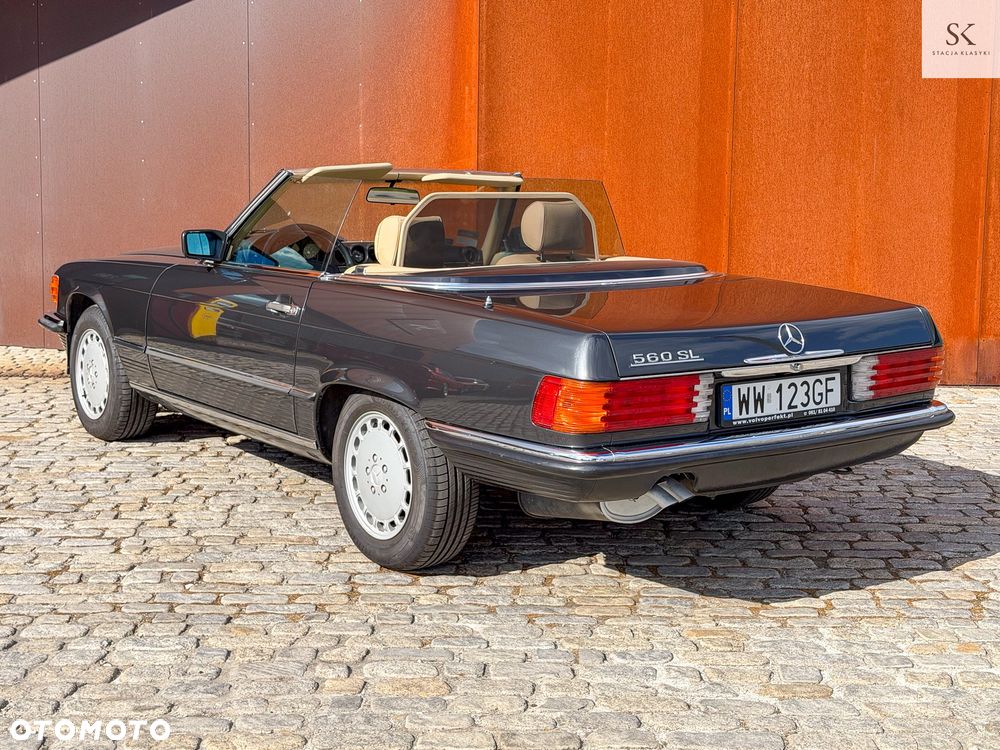 Mercedes-Benz SL - 12
