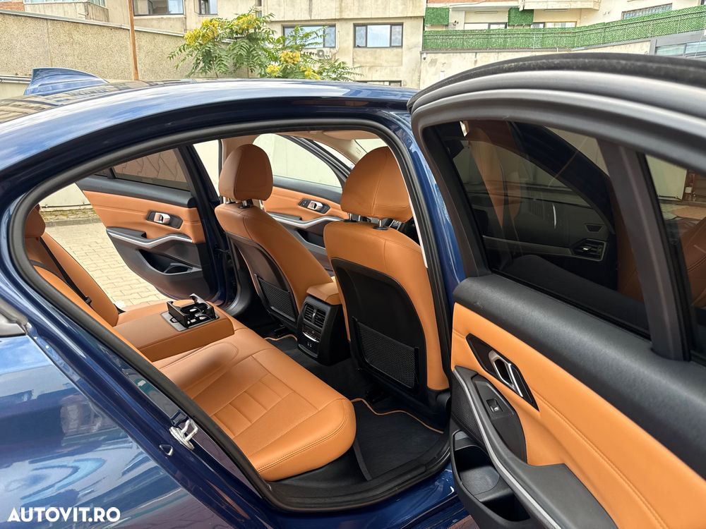 BMW Seria 3 318d Edition Luxury Line Purity - 7